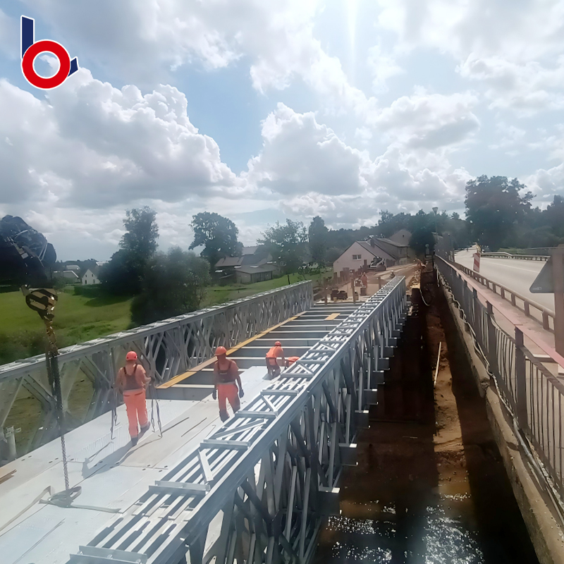 Cấu trúc thép tùy chỉnh cầu Bailey Bridge đúc sẵn cho người đi bộ khung thép tạm thời cầu giàn