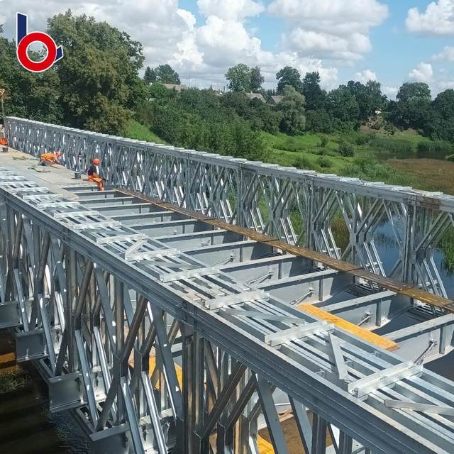 Cấu trúc thép tùy chỉnh cầu Bailey Bridge đúc sẵn cho người đi bộ khung thép tạm thời cầu giàn