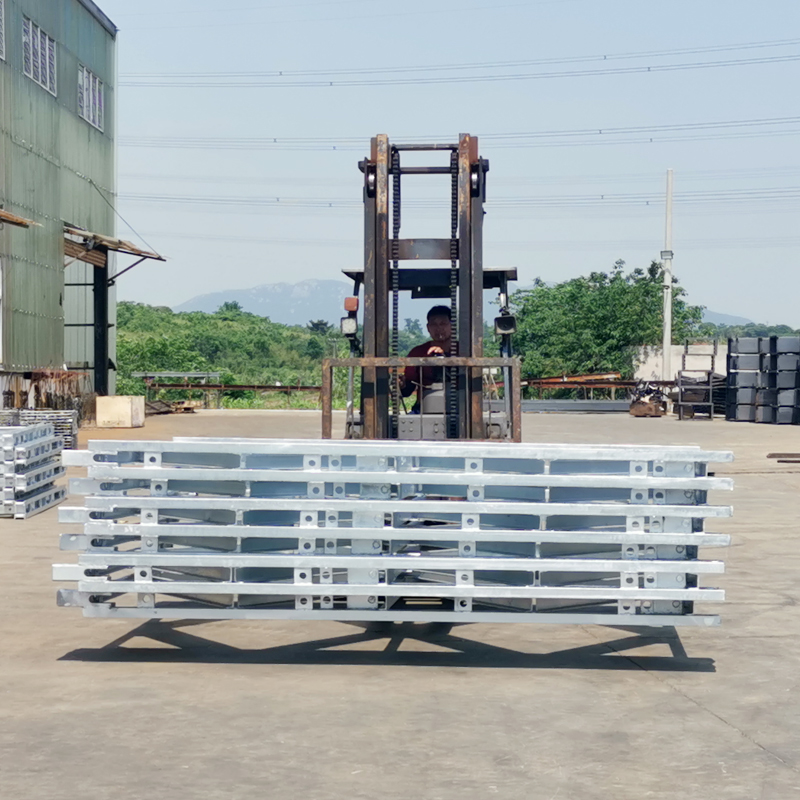 Một cây cầu thép Bailey được chế biến sẵn nặng 48m ở Trung Quốc Trung Quốc