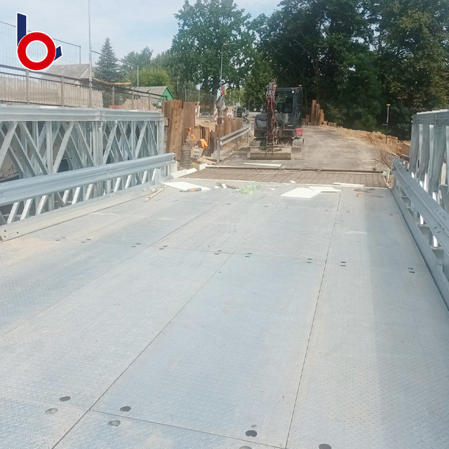 Cấu trúc thép tùy chỉnh cầu Bailey Bridge đúc sẵn cho người đi bộ khung thép tạm thời cầu giàn